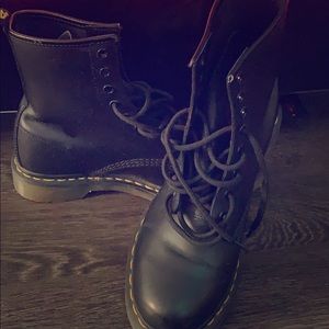 Dr. Martens Air Wave